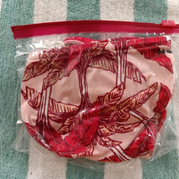 RARE VINTAGE 1" HOM SWIM BRIEF, SIZE 36", RED LEAVES PATTERN (*) (Pre-owned) - Picture 8 of 8